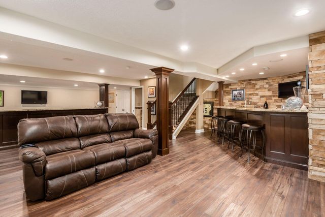 2070 Alum Village Drive, Lewis Center, OH 43035