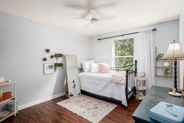 2070 Alum Village Drive, Lewis Center, OH 43035