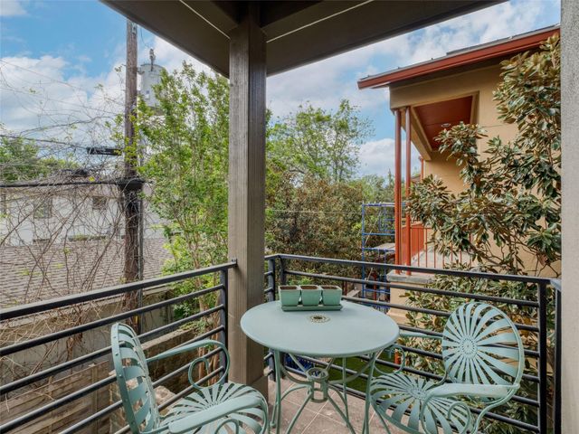 1205 Elm ST 8, Austin, TX 78703