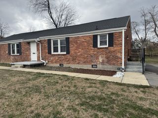 12 Fairway Dr, Nashville, TN 37214