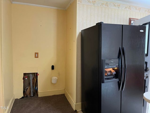 129 S Bullock Street, Henderson, NC 27536