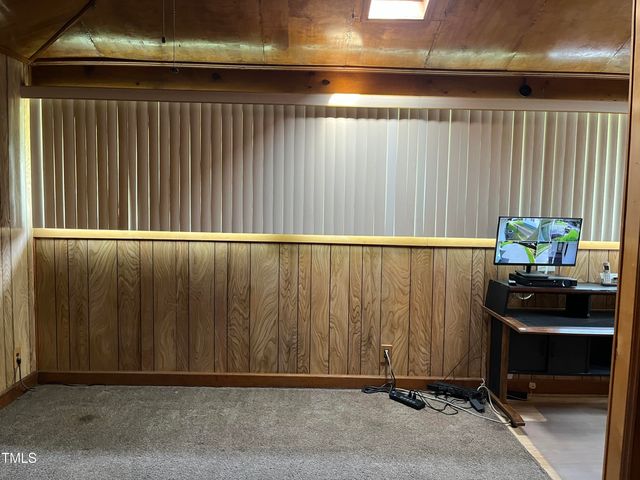 129 S Bullock Street, Henderson, NC 27536