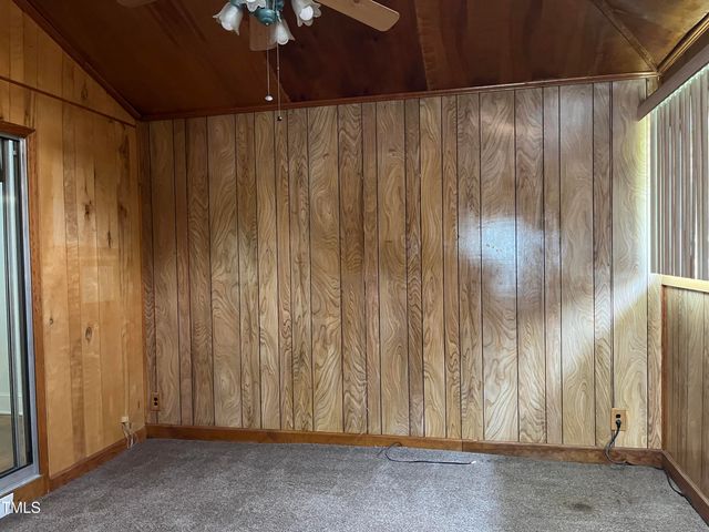 129 S Bullock Street, Henderson, NC 27536