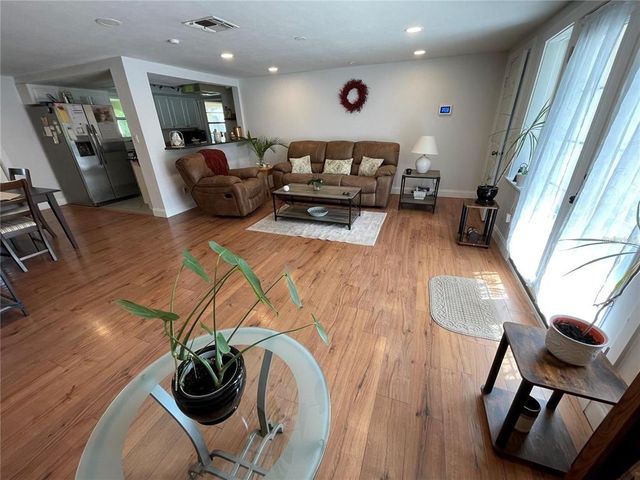 5736 COLONIAL DRIVE, New Port Richey, FL 34653