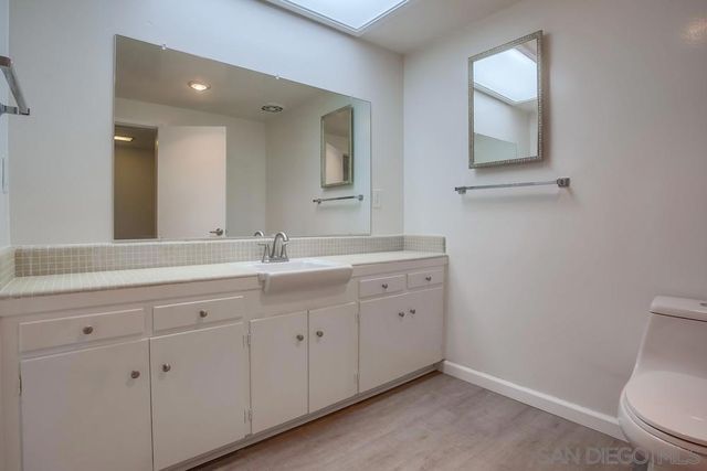 7255 Via Capri, La Jolla, CA 92037