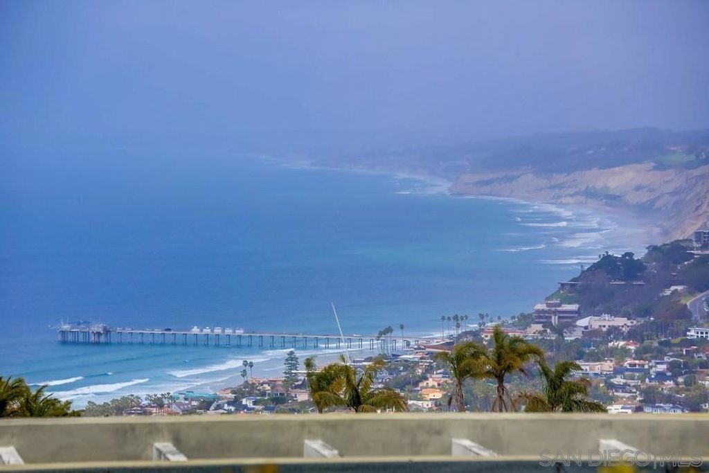 7255 Via Capri, La Jolla, CA 92037