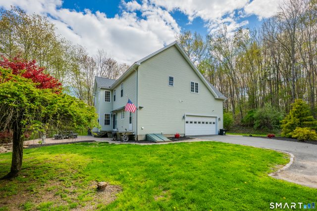 52 Old Farm Road, Plymouth, CT 06786