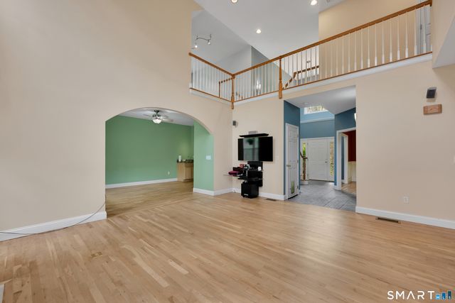 52 Old Farm Road, Plymouth, CT 06786