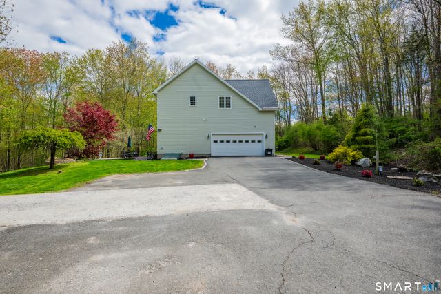 52 Old Farm Road, Plymouth, CT 06786