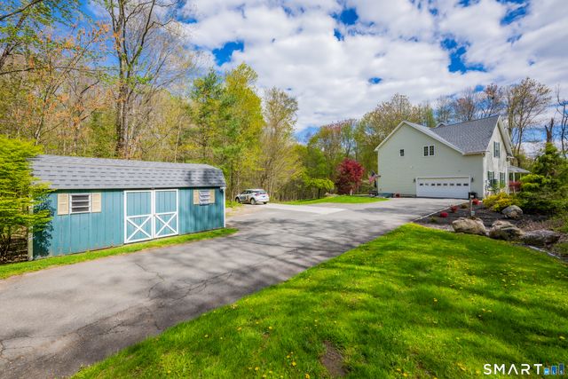 52 Old Farm Road, Plymouth, CT 06786