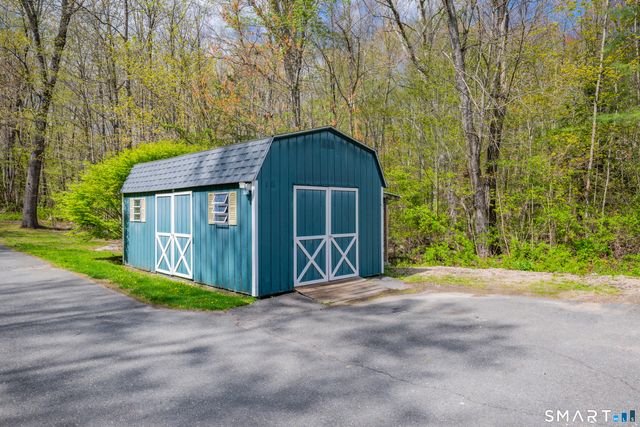 52 Old Farm Road, Plymouth, CT 06786