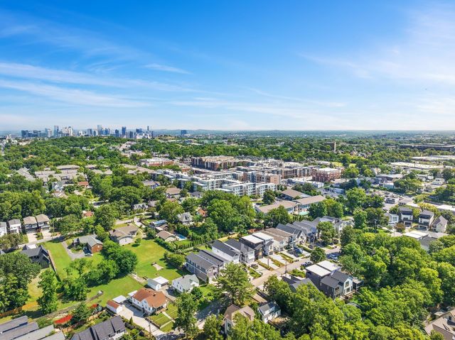 843B Dewees Ave, Nashville, TN 37204