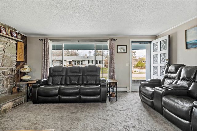 88 Roseland Terrace, Tiverton, RI 02878