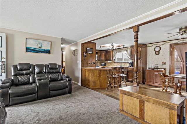 88 Roseland Terrace, Tiverton, RI 02878