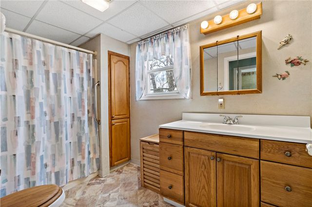 88 Roseland Terrace, Tiverton, RI 02878