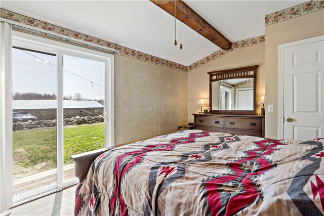 88 Roseland Terrace, Tiverton, RI 02878