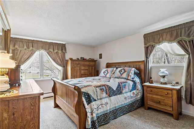 88 Roseland Terrace, Tiverton, RI 02878