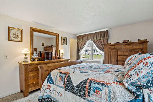 88 Roseland Terrace, Tiverton, RI 02878