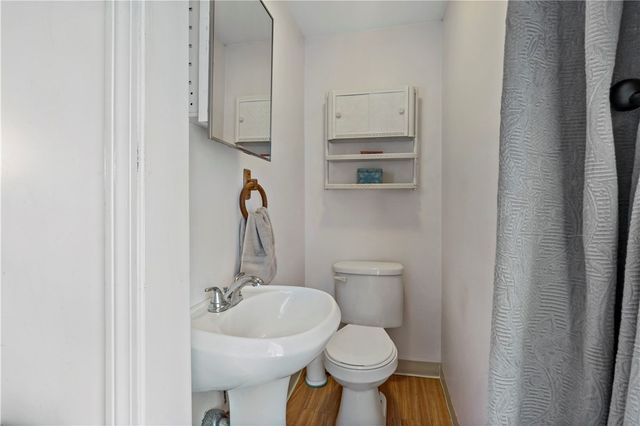 88 Roseland Terrace, Tiverton, RI 02878