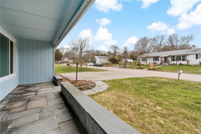 88 Roseland Terrace, Tiverton, RI 02878