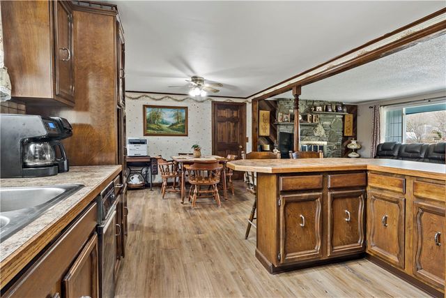 88 Roseland Terrace, Tiverton, RI 02878