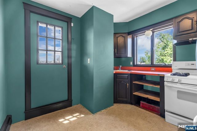 82 Elizabeth Avenue, Elmwood Park, NJ 07407
