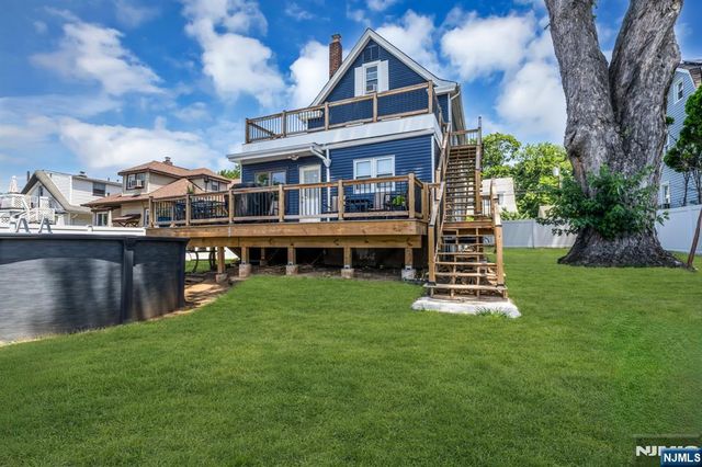 82 Elizabeth Avenue, Elmwood Park, NJ 07407