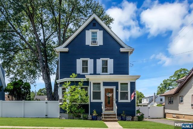 82 Elizabeth Avenue, Elmwood Park, NJ 07407