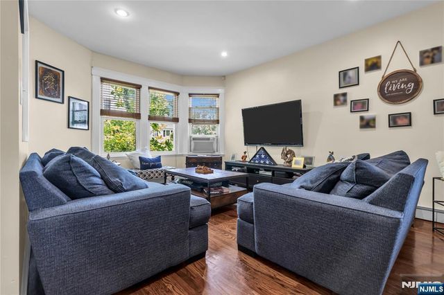 82 Elizabeth Avenue, Elmwood Park, NJ 07407