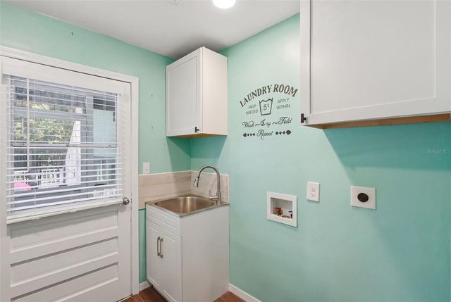 155 E COUNTRY CIRCLE DRIVE E, Port Orange, FL 32128