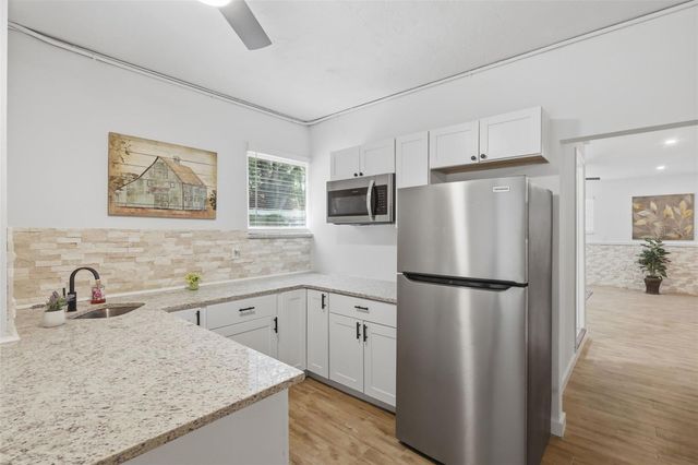 155 E COUNTRY CIRCLE DRIVE E, Port Orange, FL 32128