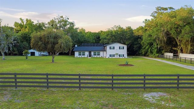 155 E COUNTRY CIRCLE DRIVE E, Port Orange, FL 32128