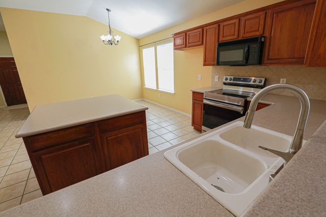 3252 Torio, Grand Prairie, TX 75054