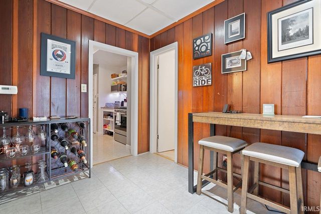 514 Lake Shore Drive, Michigan City, IN 46360