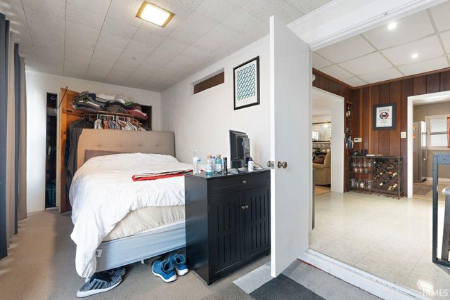514 Lake Shore Drive, Michigan City, IN 46360