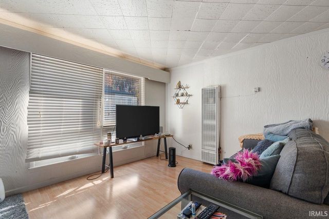 514 Lake Shore Drive, Michigan City, IN 46360