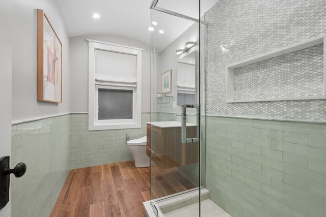 2621 W Windsor Avenue, Chicago, IL 60625