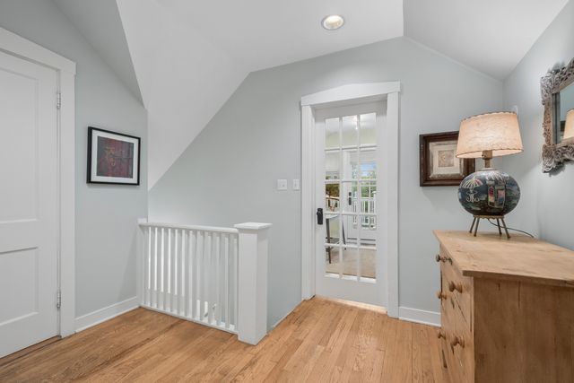 2621 W Windsor Avenue, Chicago, IL 60625