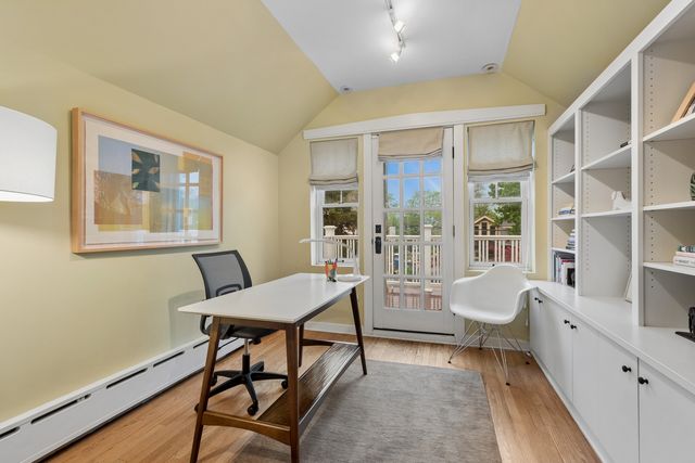 2621 W Windsor Avenue, Chicago, IL 60625