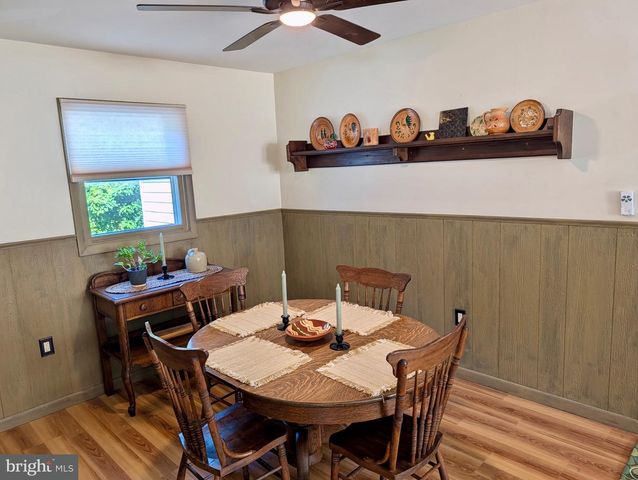 16 EATON RD, Pennsville, NJ 08070