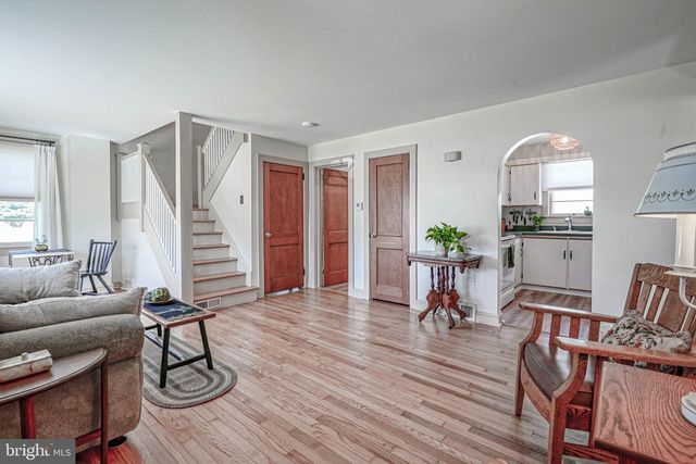 16 EATON RD, Pennsville, NJ 08070