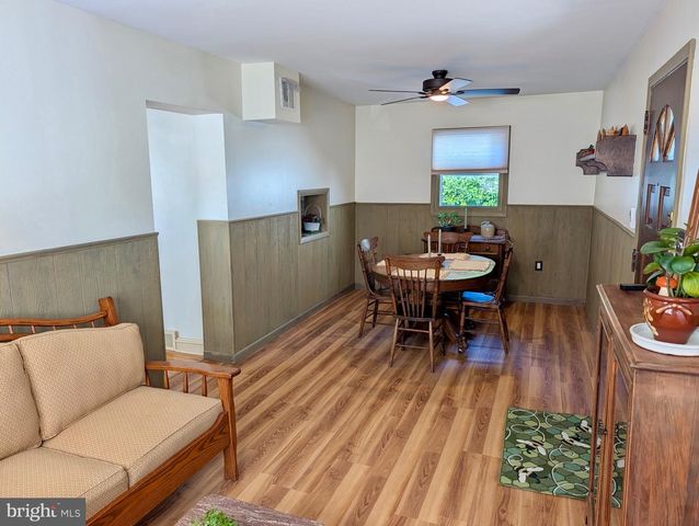 16 EATON RD, Pennsville, NJ 08070