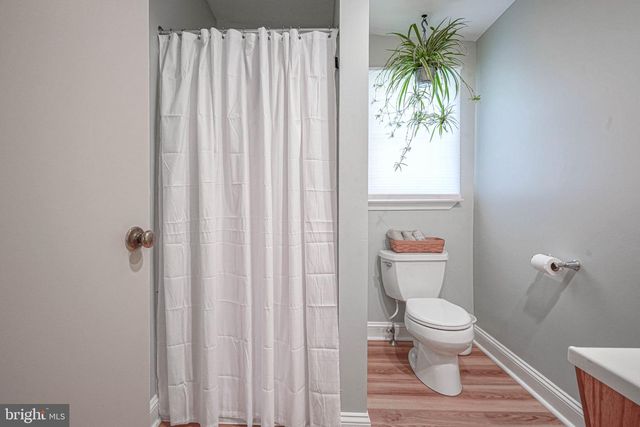 16 EATON RD, Pennsville, NJ 08070