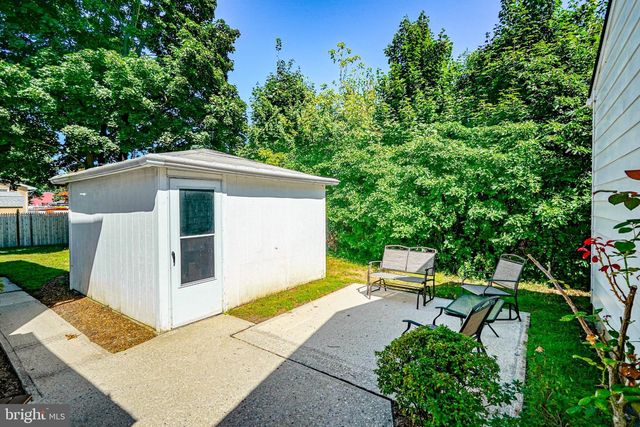 16 EATON RD, Pennsville, NJ 08070