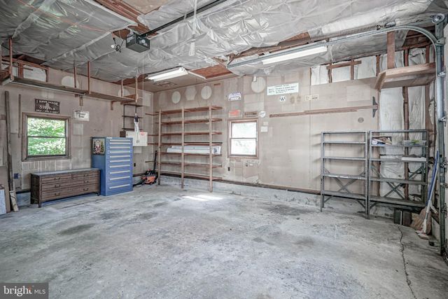 16 EATON RD, Pennsville, NJ 08070