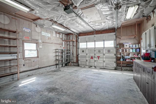 16 EATON RD, Pennsville, NJ 08070