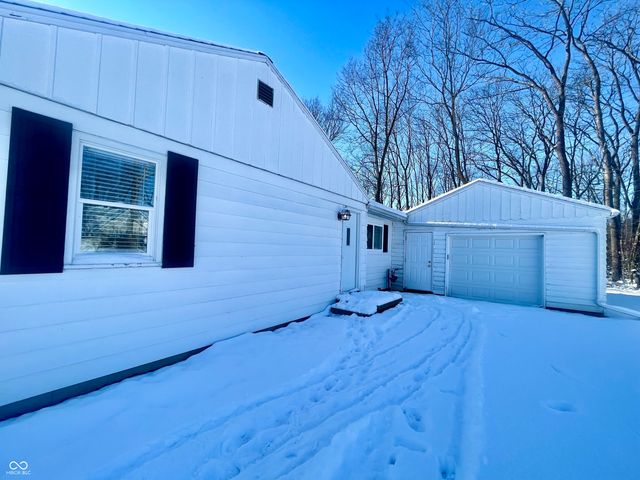 1601 S Clark Street, Muncie, IN 47302