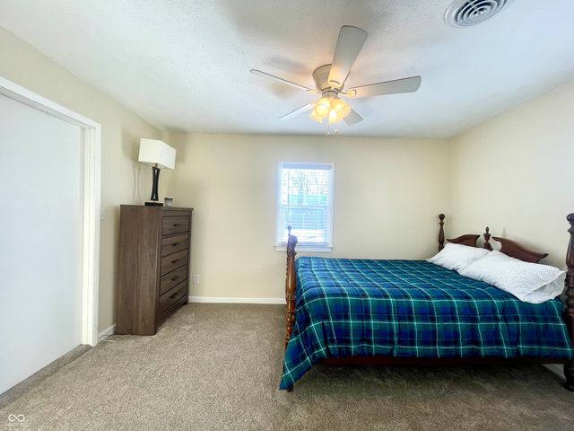 1601 S Clark Street, Muncie, IN 47302