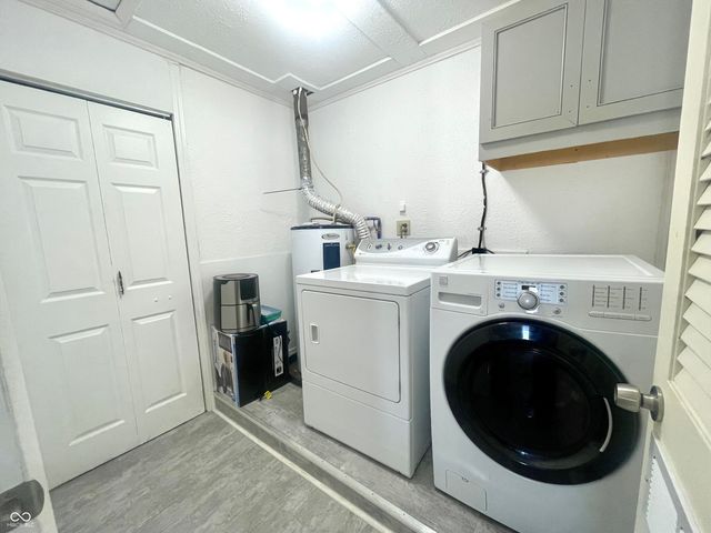 1601 S Clark Street, Muncie, IN 47302