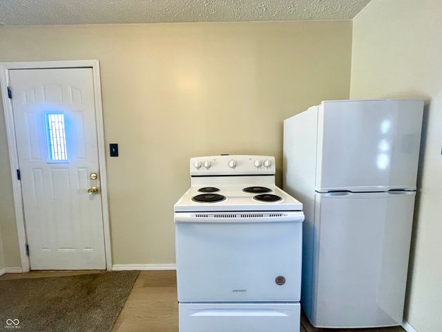 1601 S Clark Street, Muncie, IN 47302